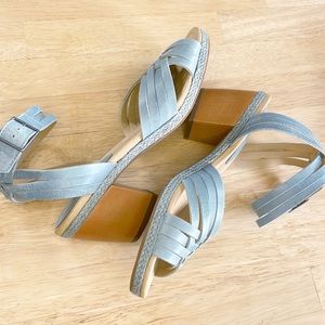 Lucky Brand strappy leather sandals